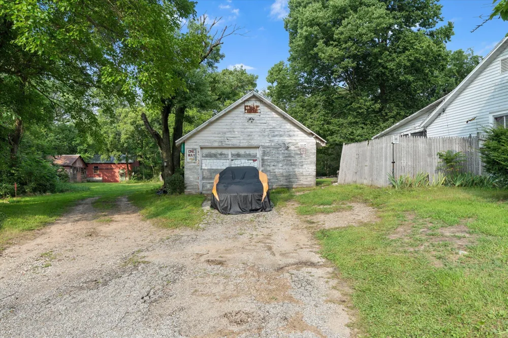 68201 Hess Road Ontwa Township, MI 49112