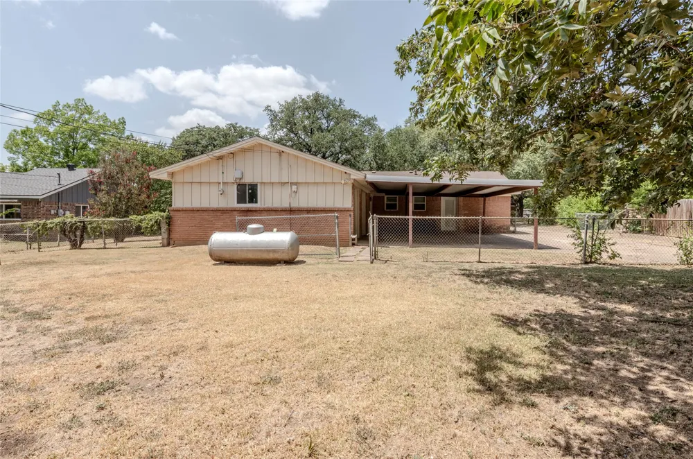 206 Randy Drive Woodway, TX 76712