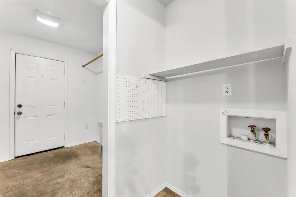 206 Randy Drive Woodway, TX 76712