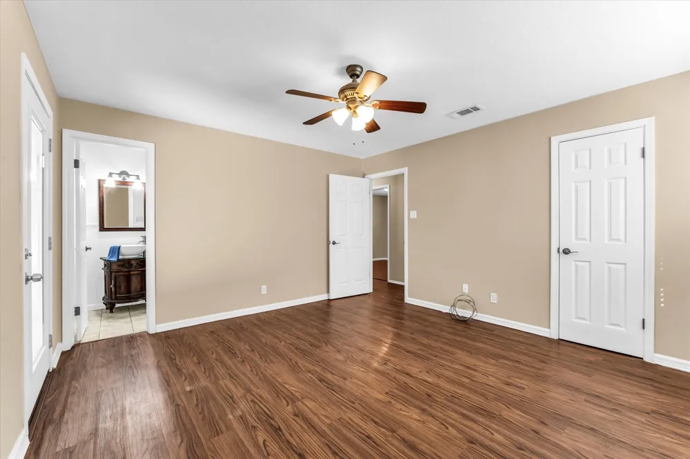 206 Randy Drive Woodway, TX 76712