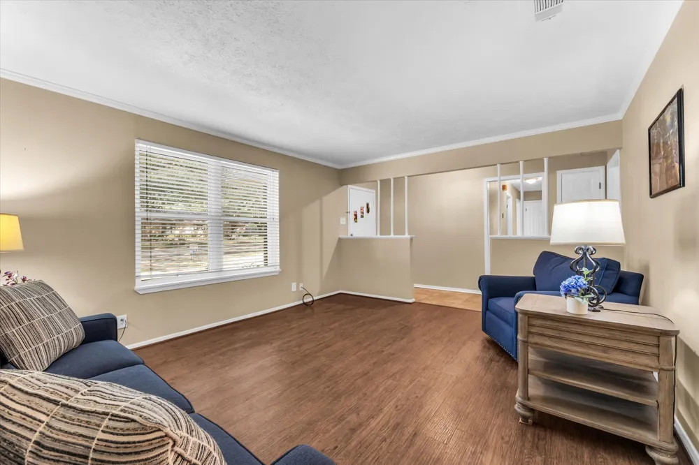 206 Randy Drive Woodway, TX 76712