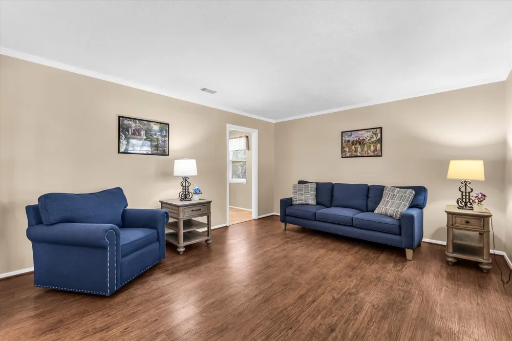 206 Randy Drive Woodway, TX 76712