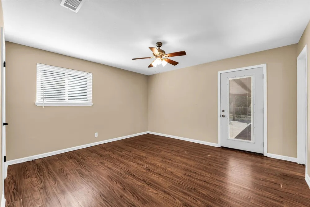 206 Randy Drive Woodway, TX 76712