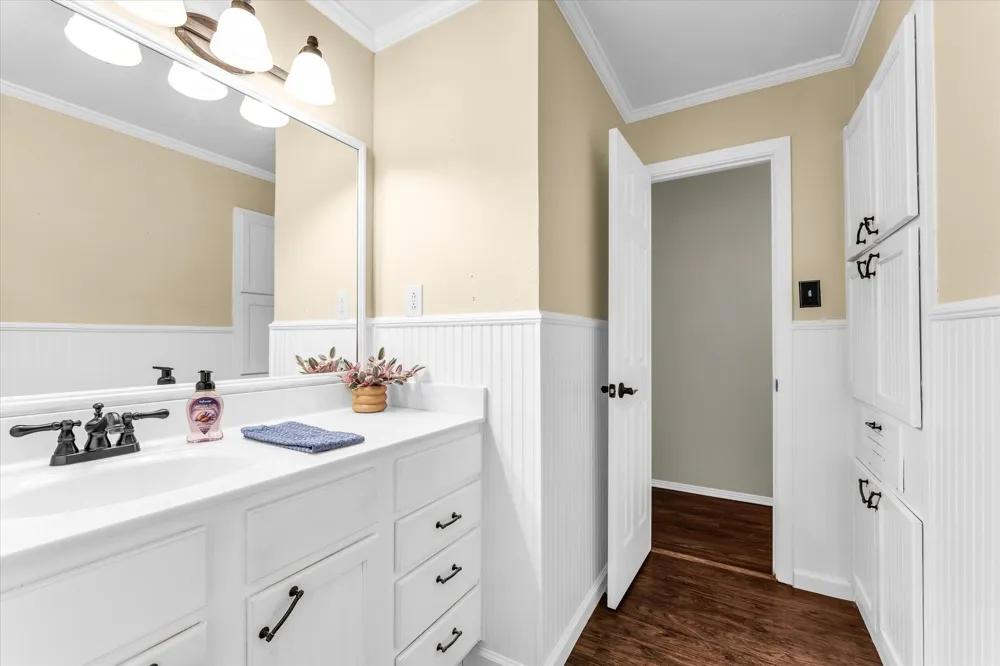 206 Randy Drive Woodway, TX 76712