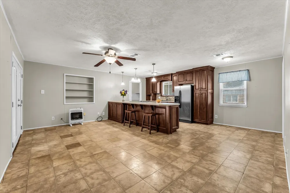 206 Randy Drive Woodway, TX 76712