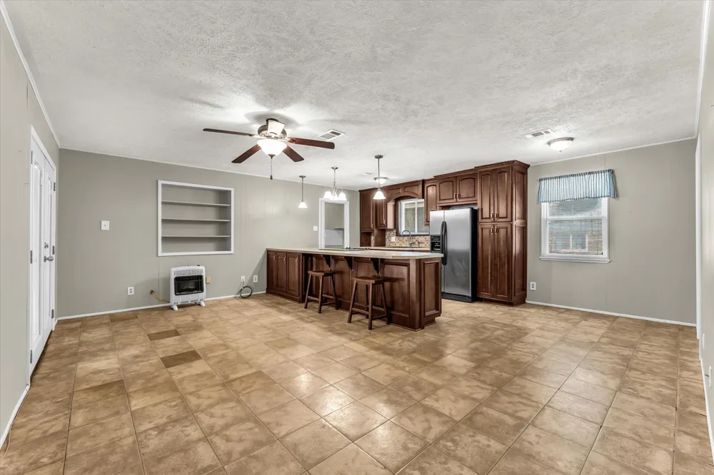 206 Randy Drive Woodway, TX 76712