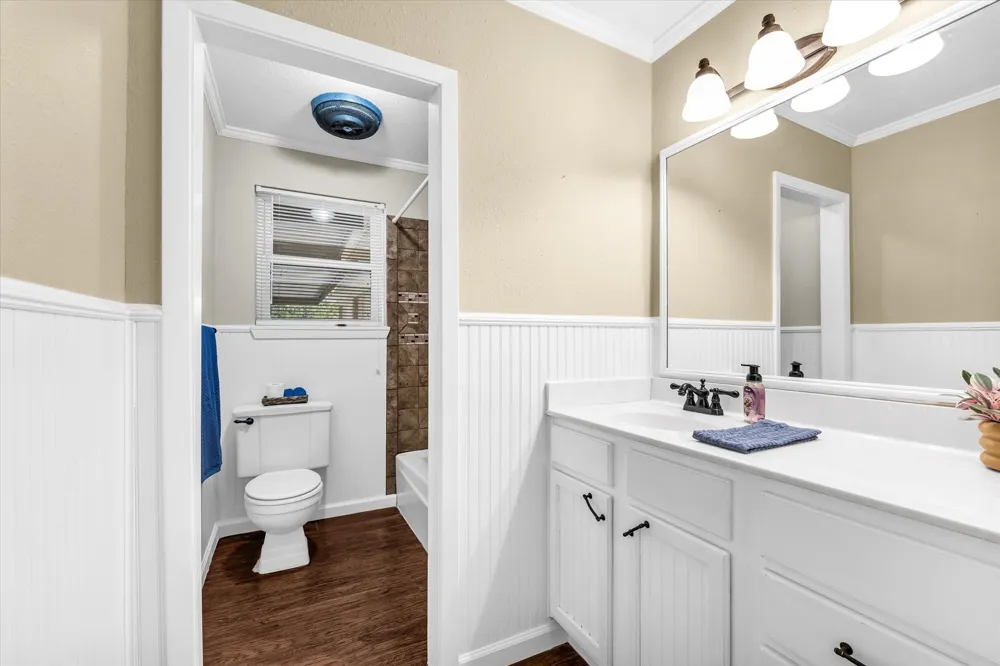 206 Randy Drive Woodway, TX 76712