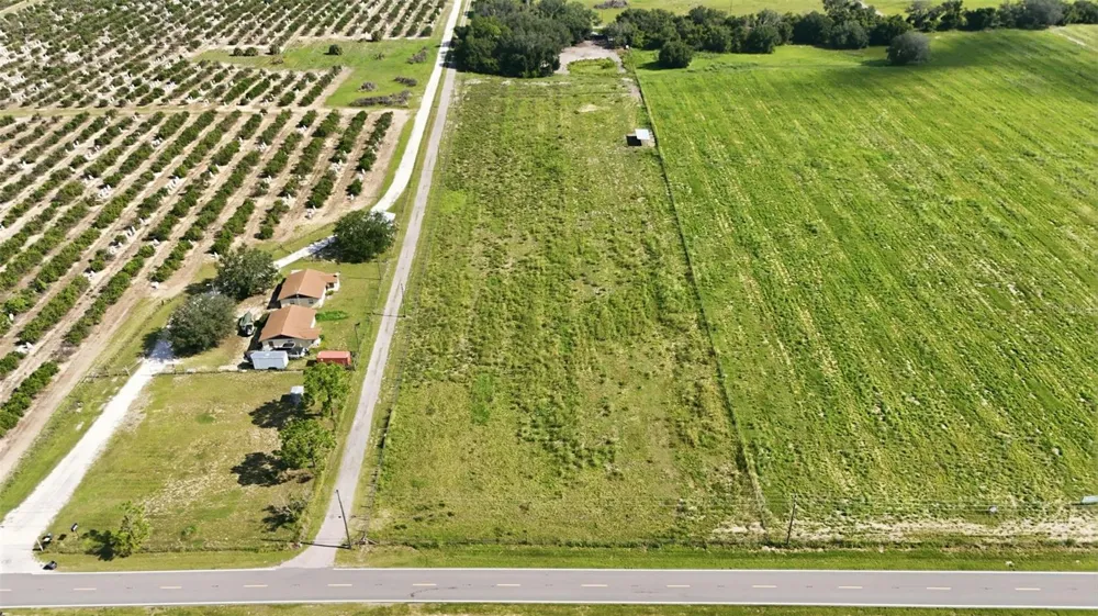 MAMMOTH GROVE ROAD Lake Wales, FL 33898