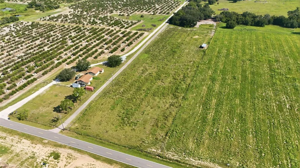 MAMMOTH GROVE ROAD Lake Wales, FL 33898