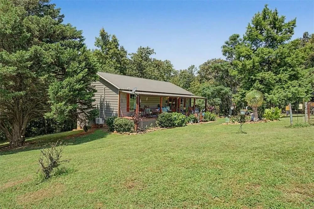 5119 E Highway 166 E Carrollton, GA 30116