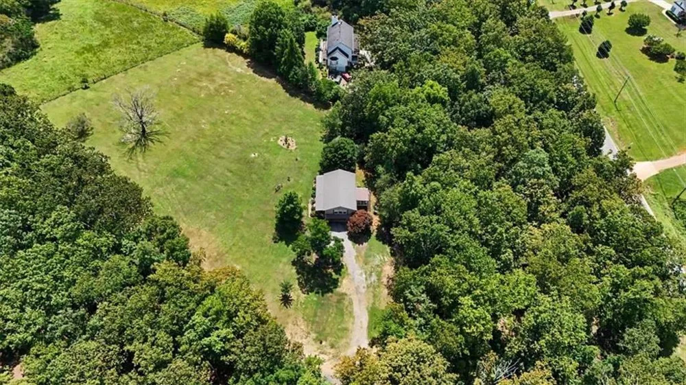 5119 E Highway 166 E Carrollton, GA 30116