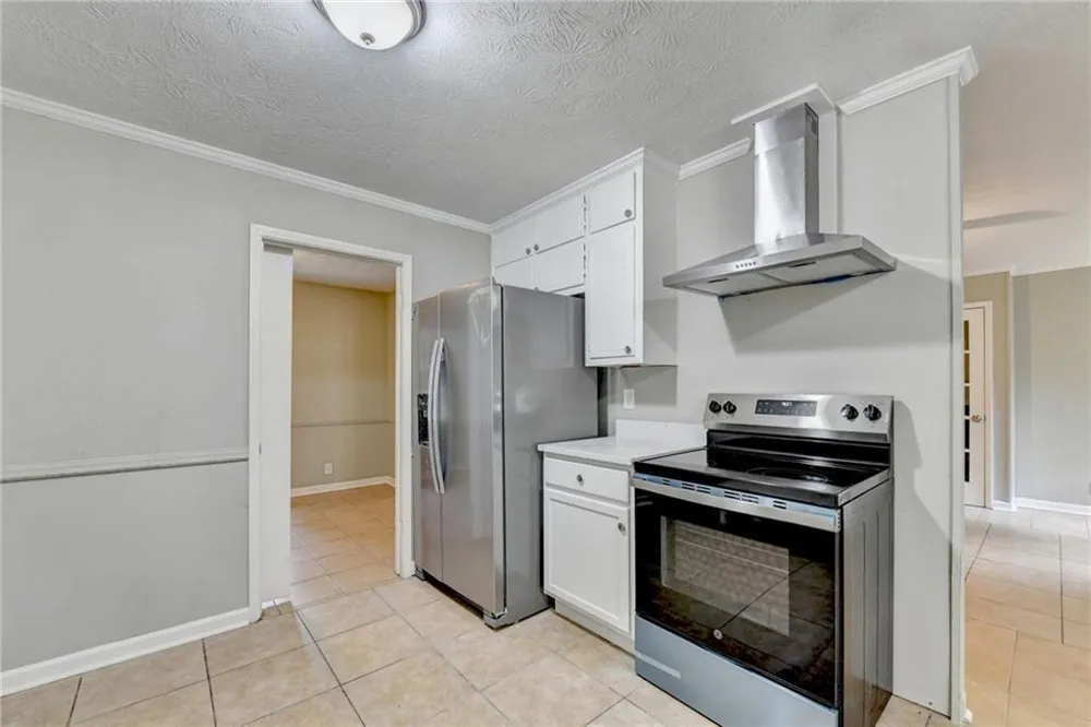 759 Springwood Drive NW Lilburn, GA 30047