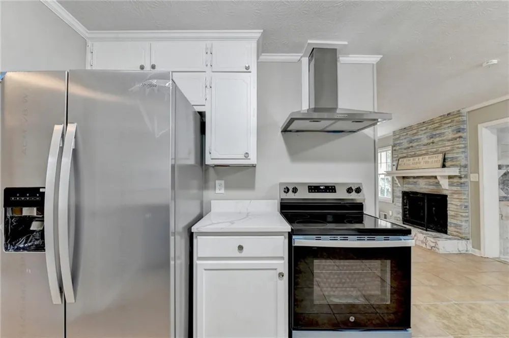 759 Springwood Drive NW Lilburn, GA 30047