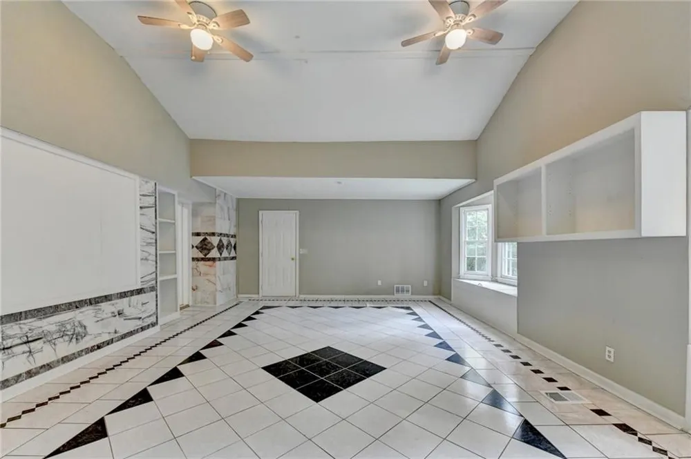759 Springwood Drive NW Lilburn, GA 30047