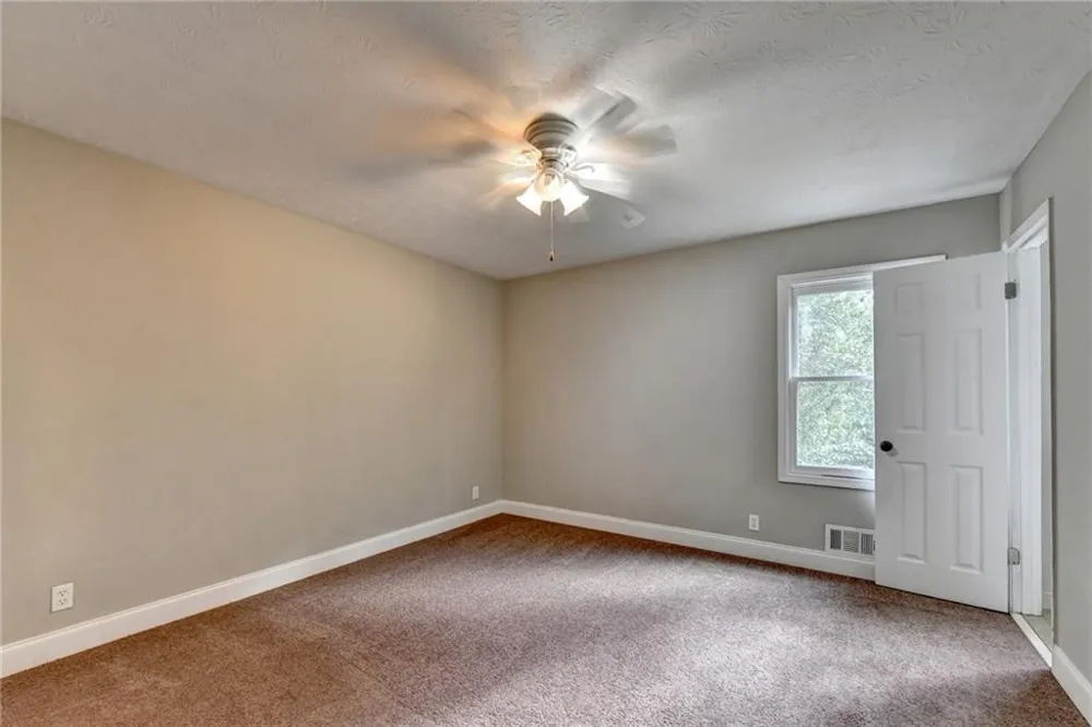 759 Springwood Drive NW Lilburn, GA 30047