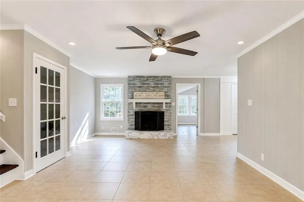 759 Springwood Drive NW Lilburn, GA 30047