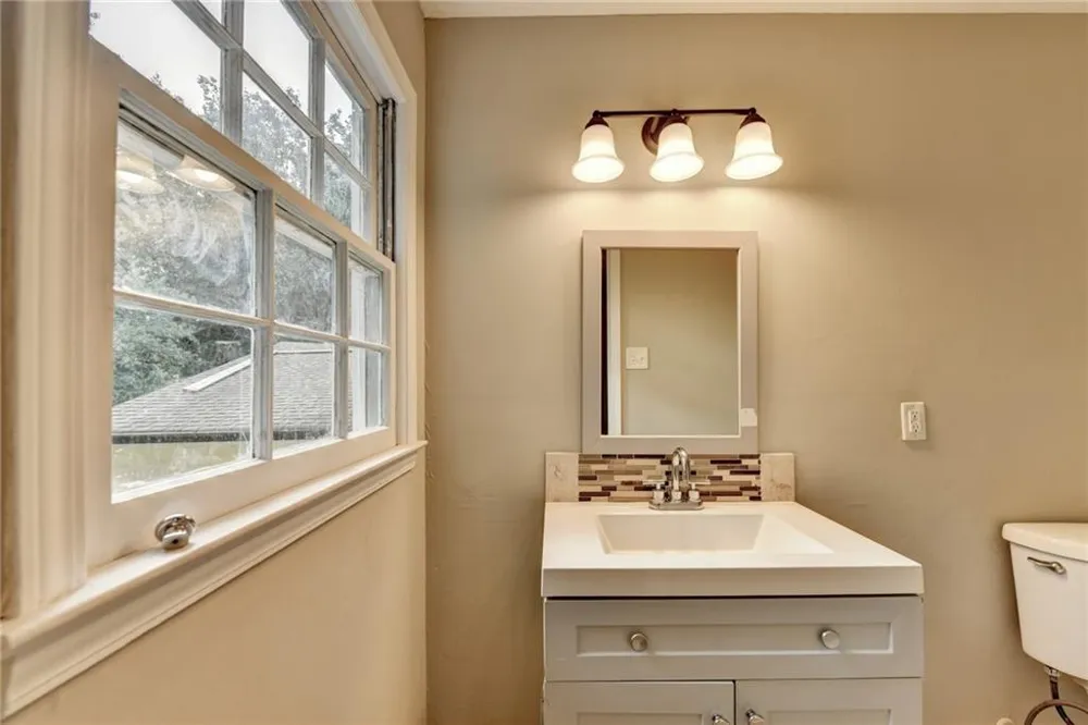 759 Springwood Drive NW Lilburn, GA 30047