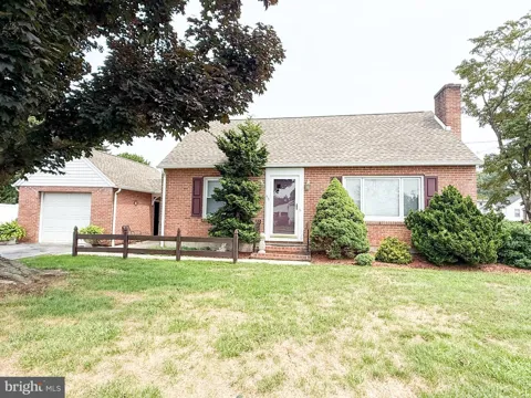 571 HIGHLAND AVENUE
