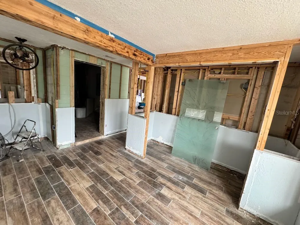 5451 BAYOU GRANDE BOULEVARD NE St Petersburg, FL 33703