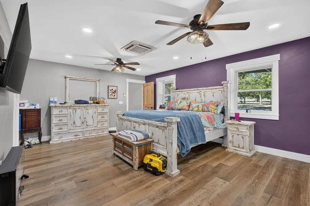 5787 HWY 377/67 Highway Comanche, TX 76442
