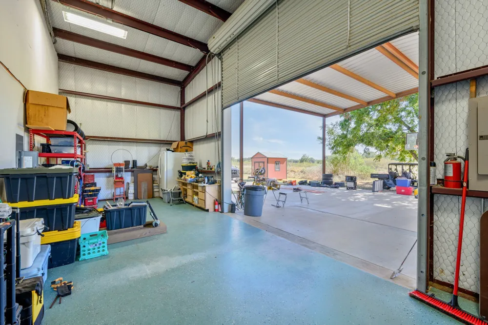 5787 HWY 377/67 Highway Comanche, TX 76442
