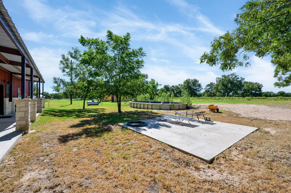 5787 HWY 377/67 Highway Comanche, TX 76442