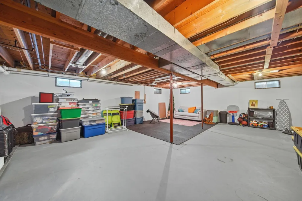 1852 Wedgefield Jackson, MI 49201