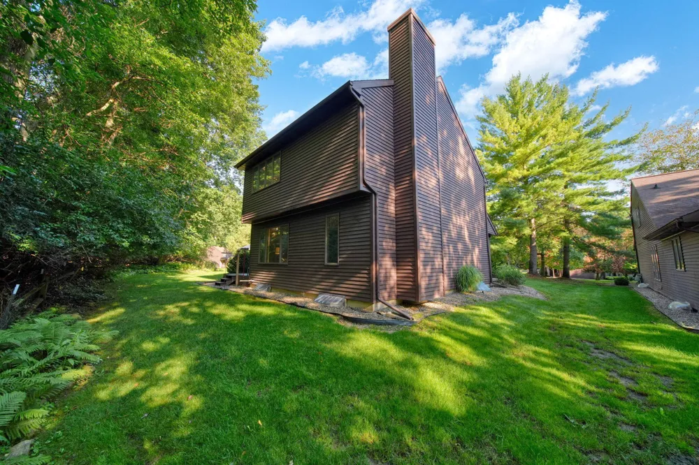 1852 Wedgefield Jackson, MI 49201