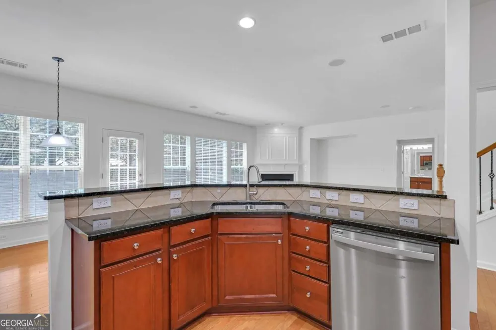 5608 Avonley Creek DR Sugar Hill, GA 30518