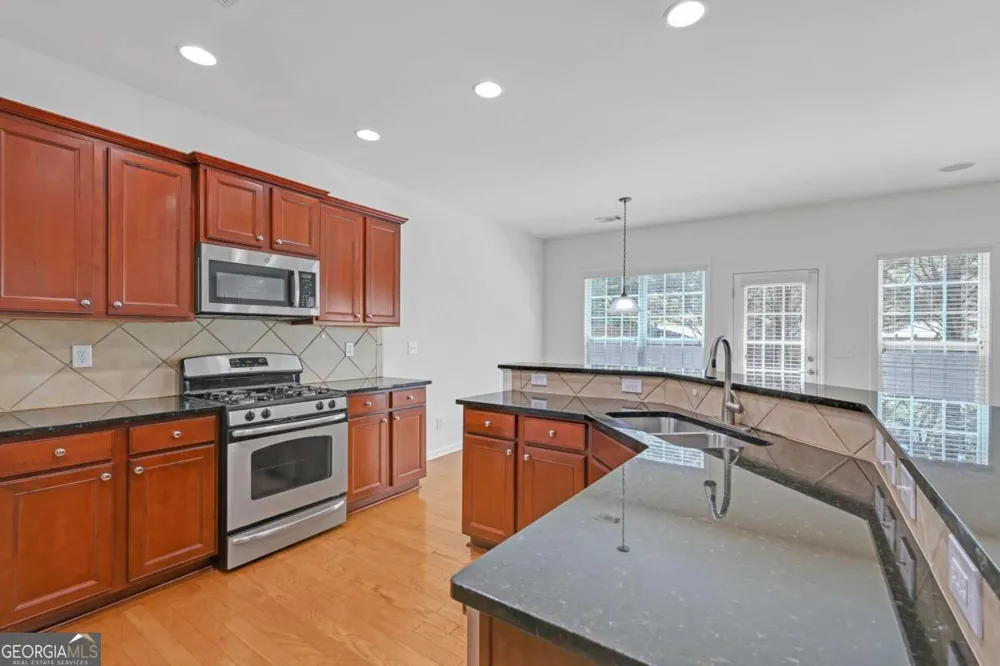 5608 Avonley Creek DR Sugar Hill, GA 30518