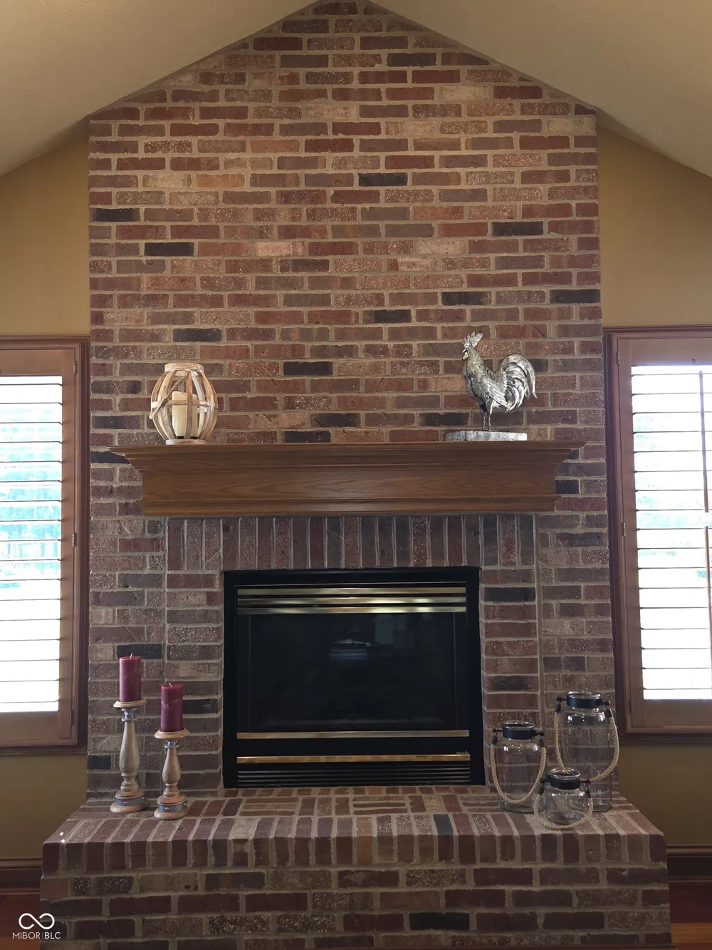 12266 S County Road 1000 E Galveston, IN 46932