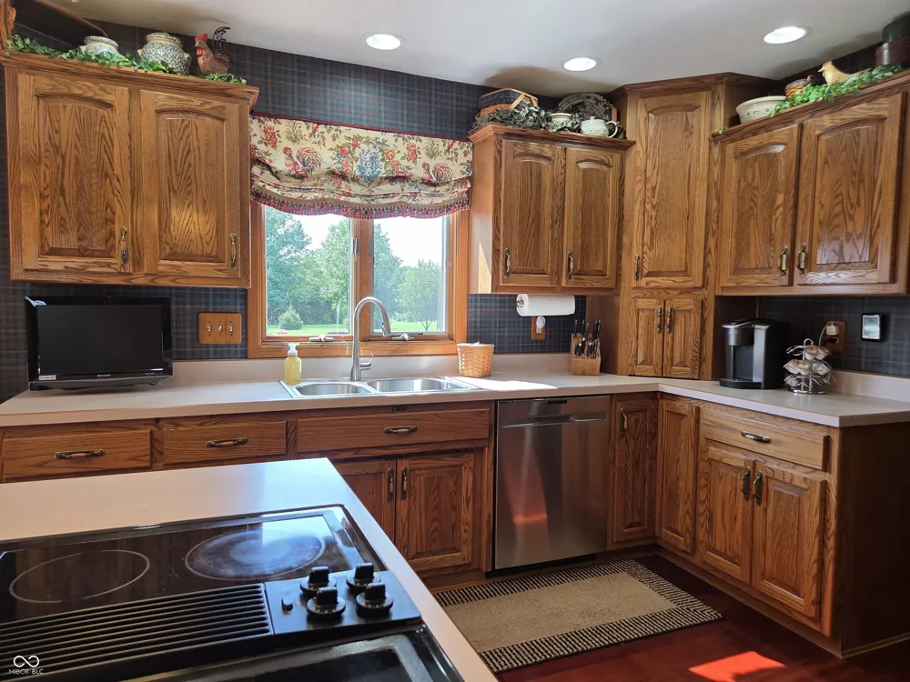 12266 S County Road 1000 E Galveston, IN 46932