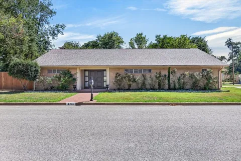 726 Mulberry Drive