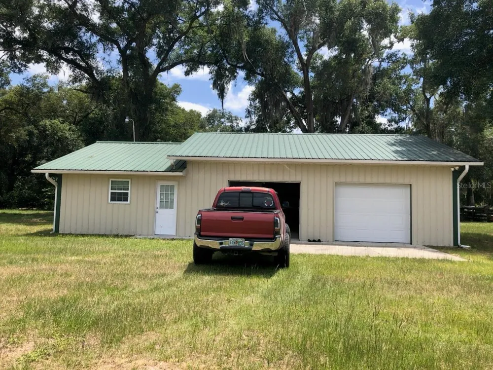 10200 CR 749 Webster, FL 33597