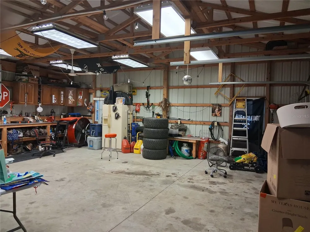 10200 CR 749 Webster, FL 33597