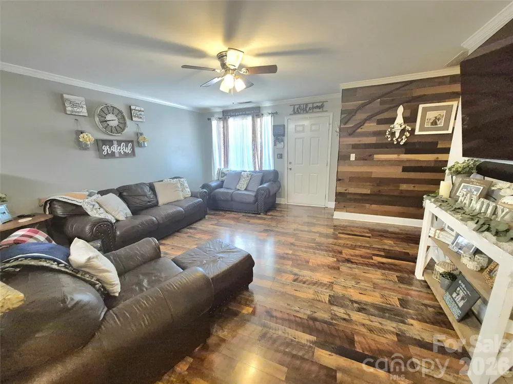 1637 Riverview Road Lincolnton, NC 28092