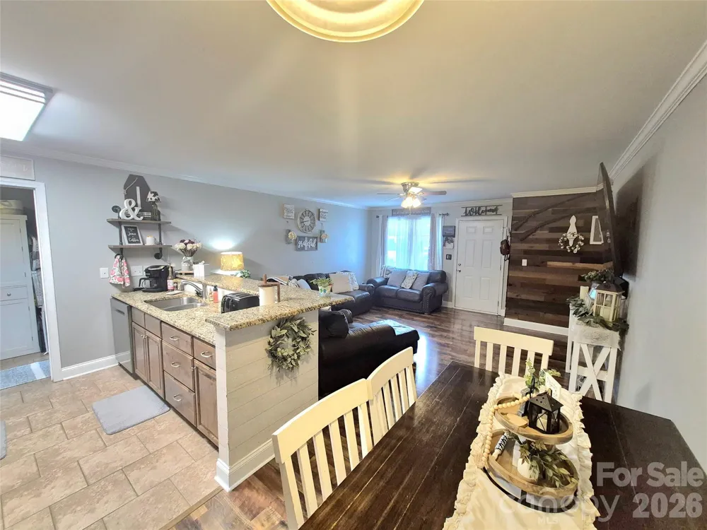 1637 Riverview Road Lincolnton, NC 28092