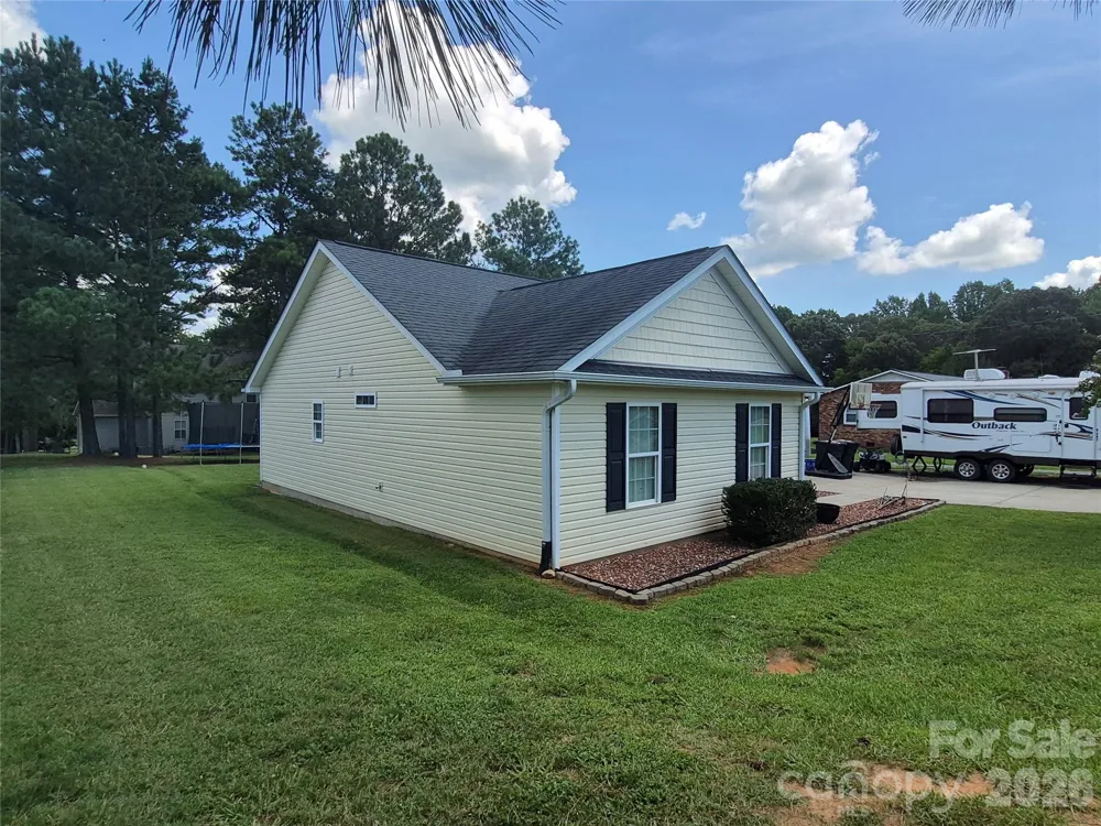 1637 Riverview Road Lincolnton, NC 28092