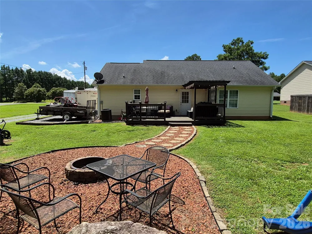 1637 Riverview Road Lincolnton, NC 28092