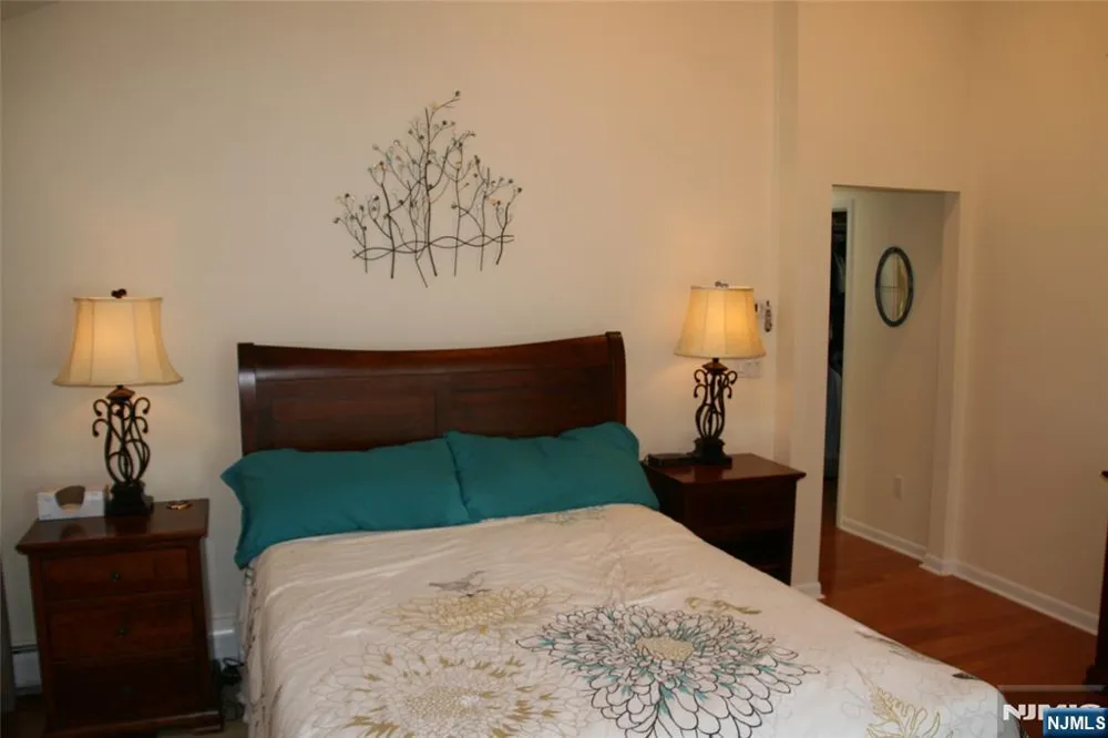 452 Glendale Road Wyckoff, NJ 07481