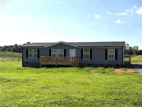 106 Luffman Road