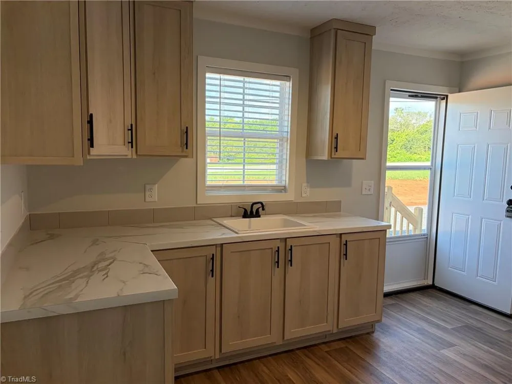 106 Luffman Road Ronda, NC 28670