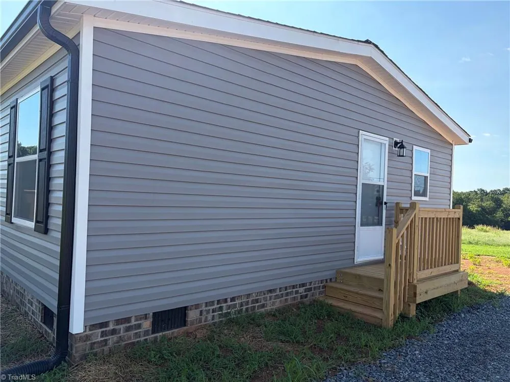106 Luffman Road Ronda, NC 28670