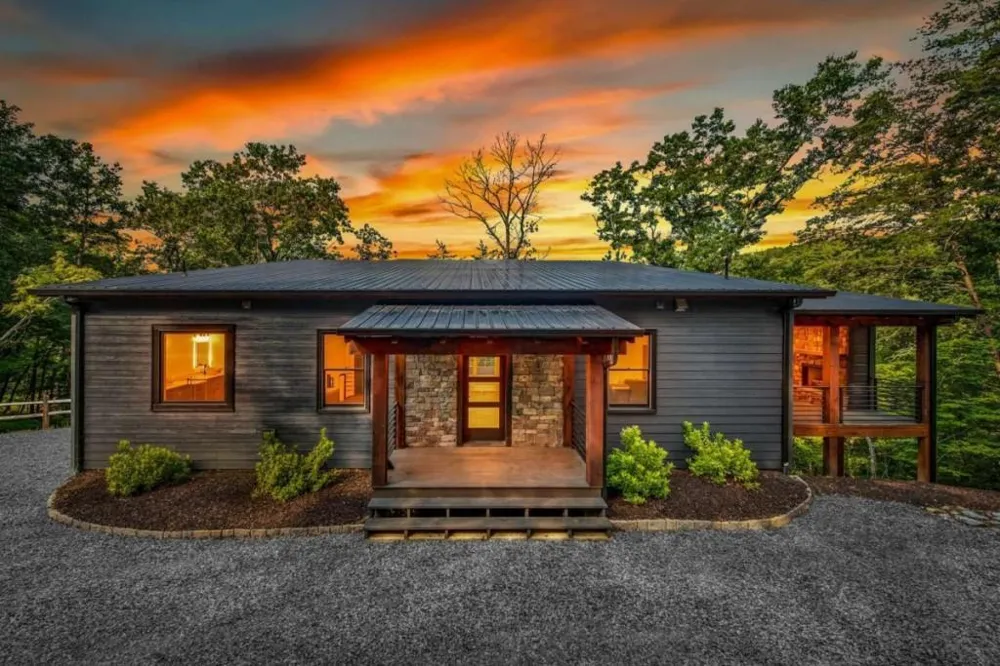 65 Wolf Creek Heights Mineral Bluff, GA 30559
