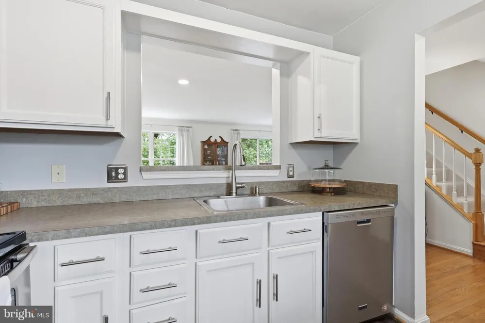 9575 SCALES PLACE Bristow, VA 20136