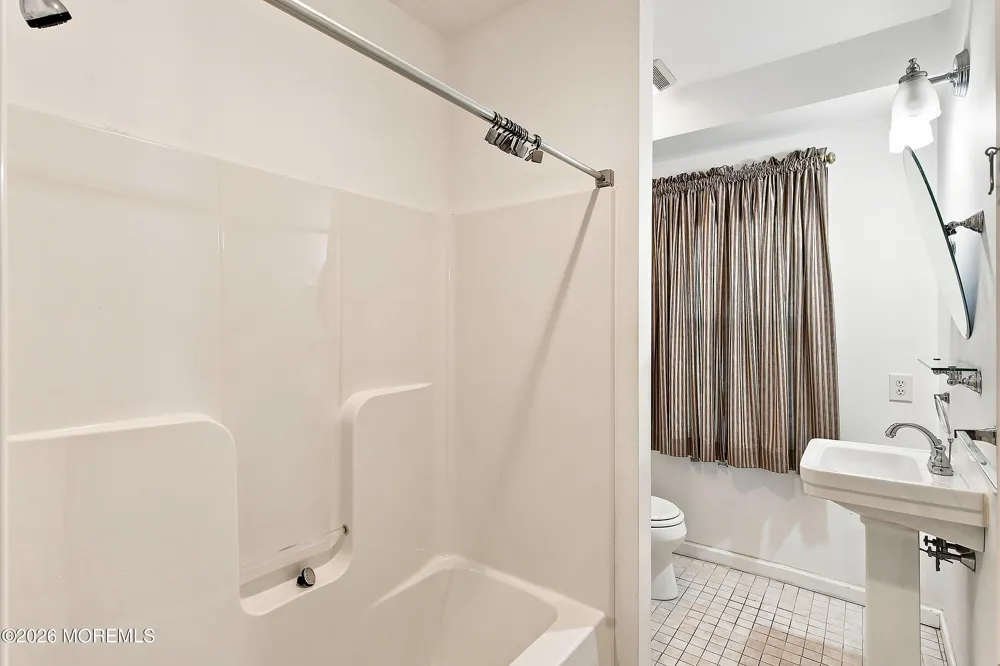 245 Cedarcroft Avenue Audubon, NJ 08106