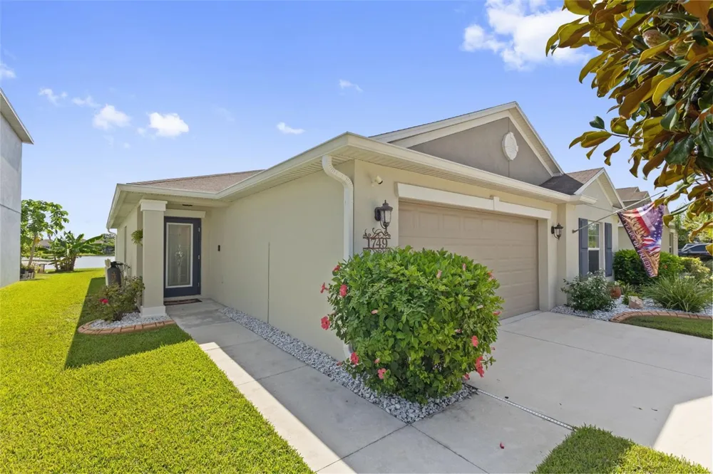 1749 BROAD WINGED HAWK DRIVE Ruskin, FL 33570