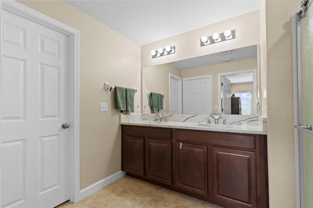 1749 BROAD WINGED HAWK DRIVE Ruskin, FL 33570