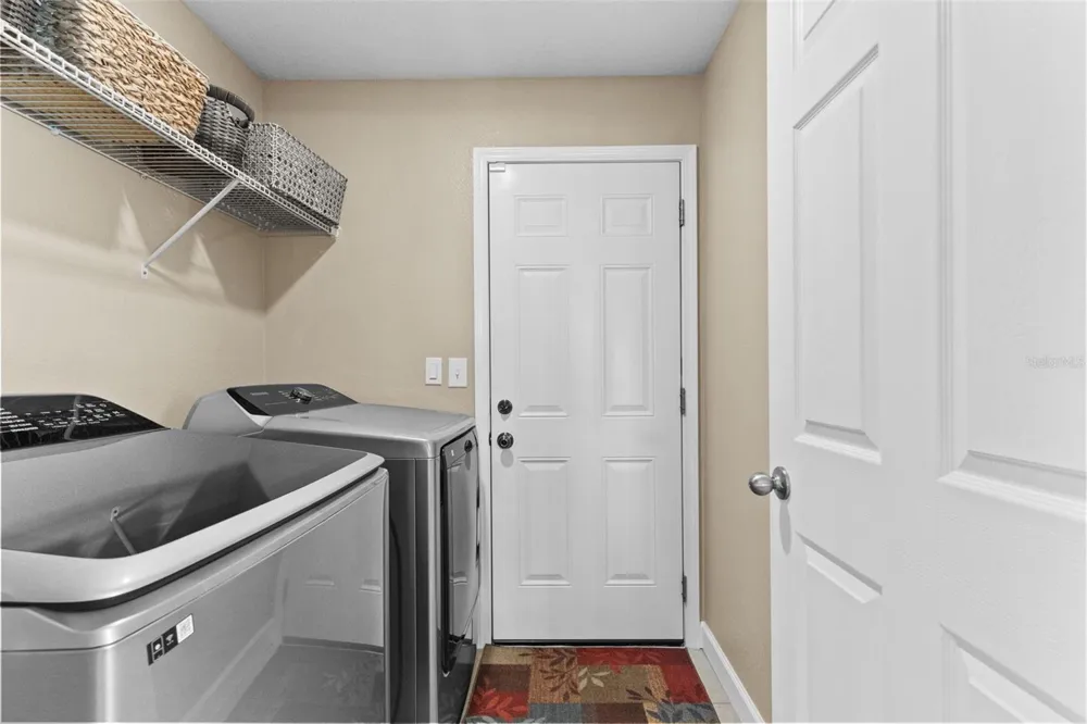 1749 BROAD WINGED HAWK DRIVE Ruskin, FL 33570