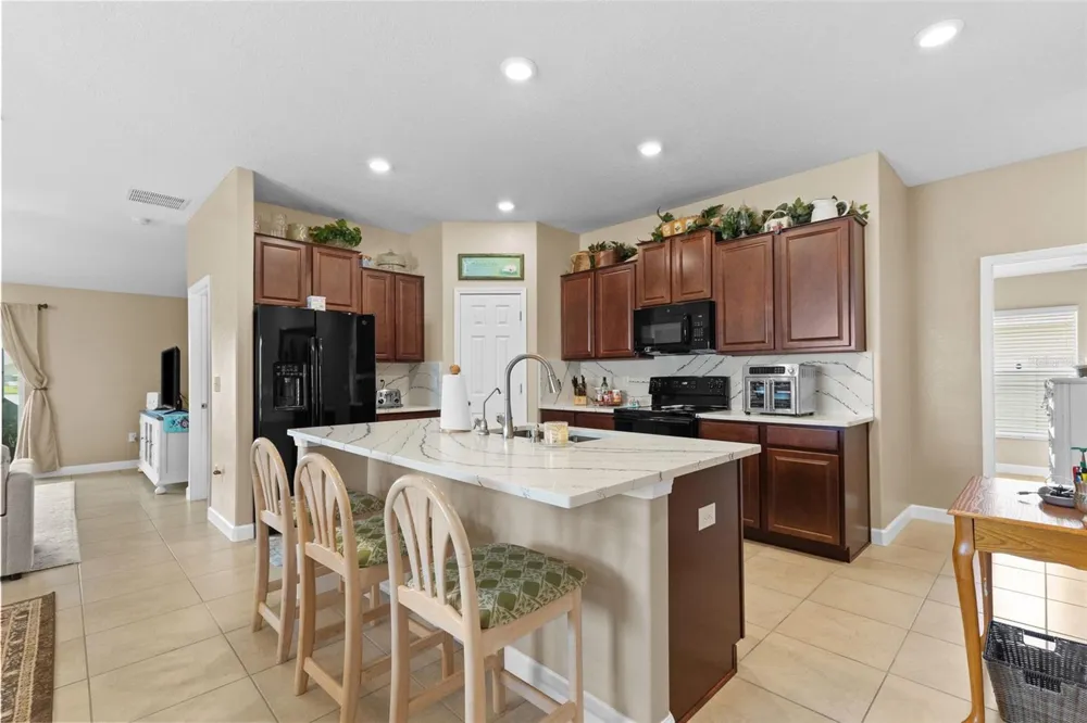 1749 BROAD WINGED HAWK DRIVE Ruskin, FL 33570
